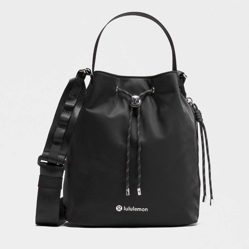lululemon bag